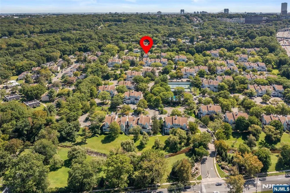 22 Mallard Court Englewood, NJ 07631
