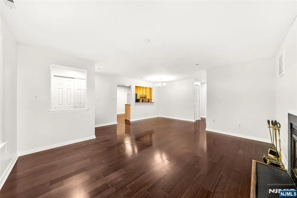22 Mallard Court Englewood, NJ 07631