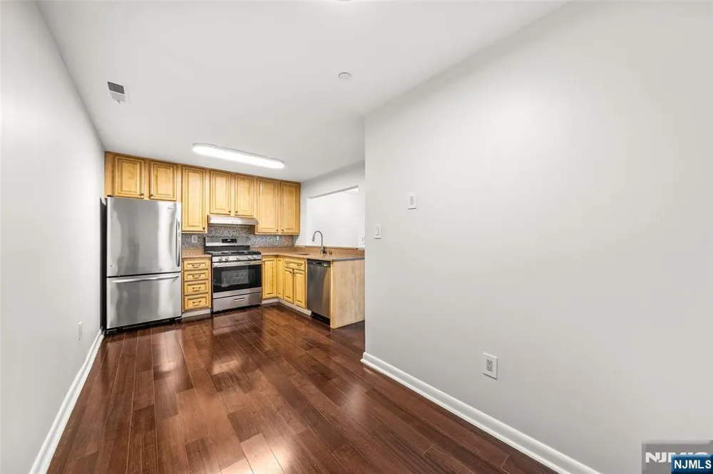 22 Mallard Court Englewood, NJ 07631