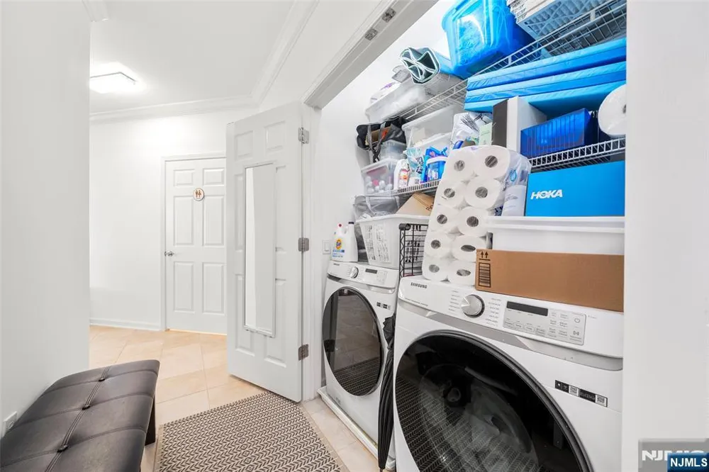 3310 Riverview Avenue 310 Englewood, NJ 07631