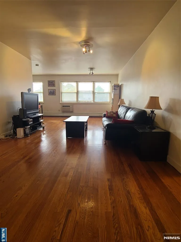2200 Center Avenue E6 Fort Lee, NJ 07024