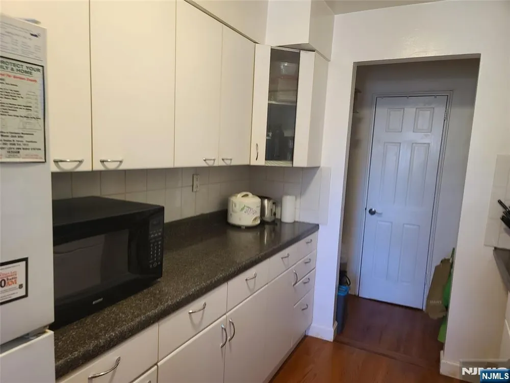 2200 Center Avenue E6 Fort Lee, NJ 07024
