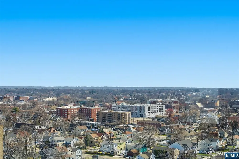 326 Prospect Avenue 11E Hackensack, NJ 07601