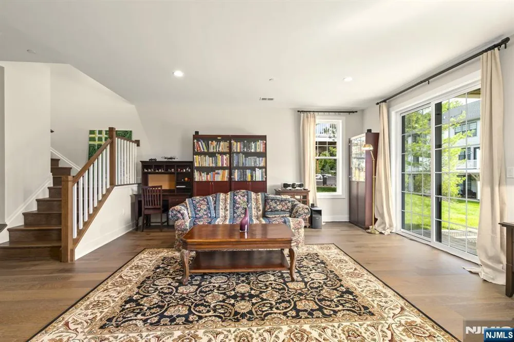 8 Driftway Lane 56 Montvale, NJ 07645