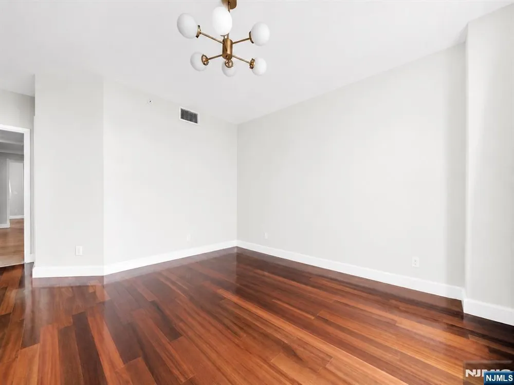 8100 River Road 905 North Bergen, NJ 07047