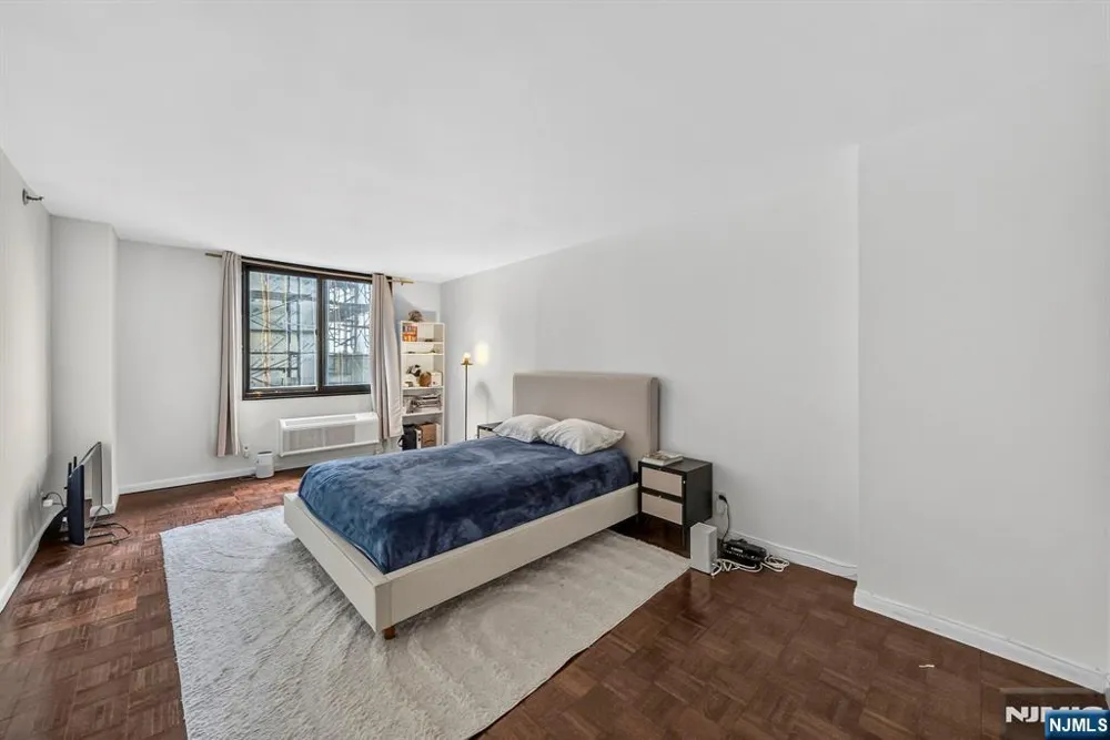 326 Prospect Avenue 9J Hackensack, NJ 07601