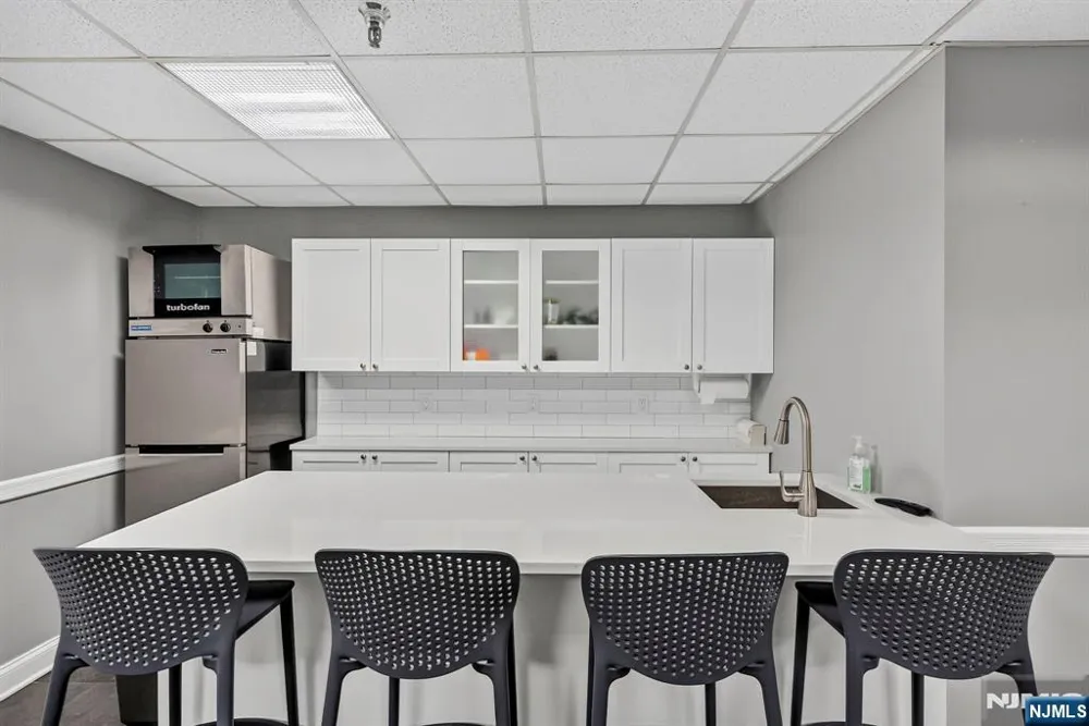 326 Prospect Avenue 9J Hackensack, NJ 07601