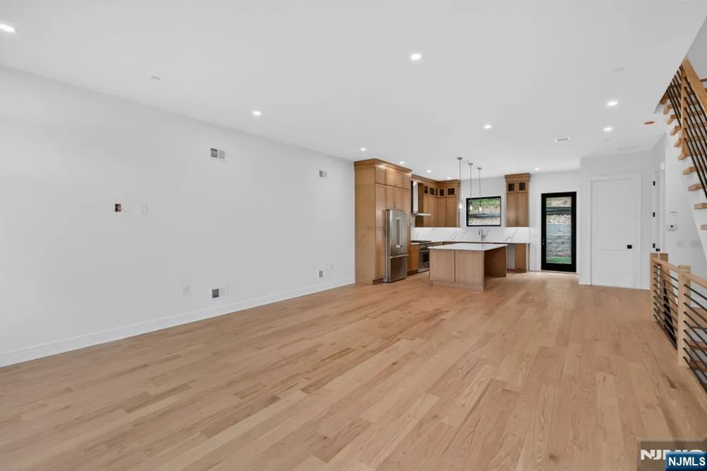 522 Valley Road 3 Clifton, NJ 07013