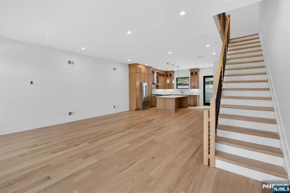 522 Valley Road 3 Clifton, NJ 07013