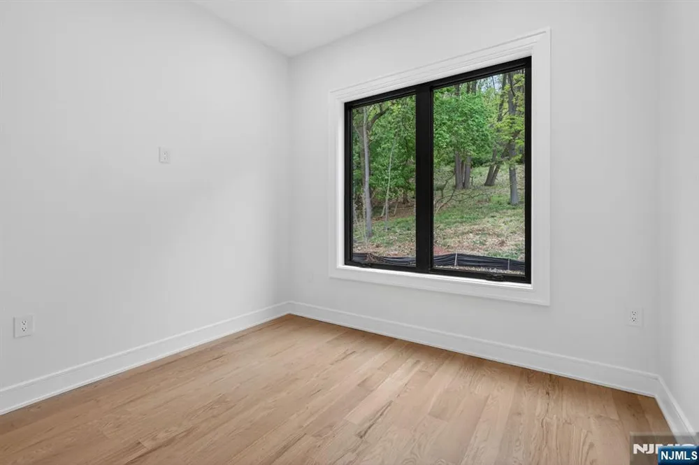 522 Valley Road 3 Clifton, NJ 07013