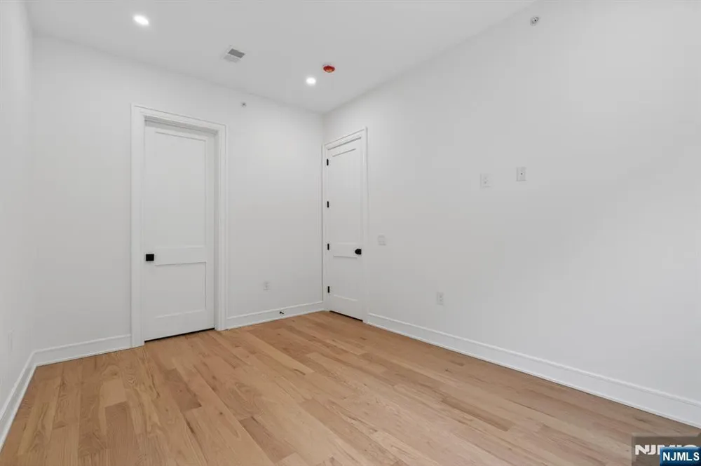 522 Valley Road 3 Clifton, NJ 07013