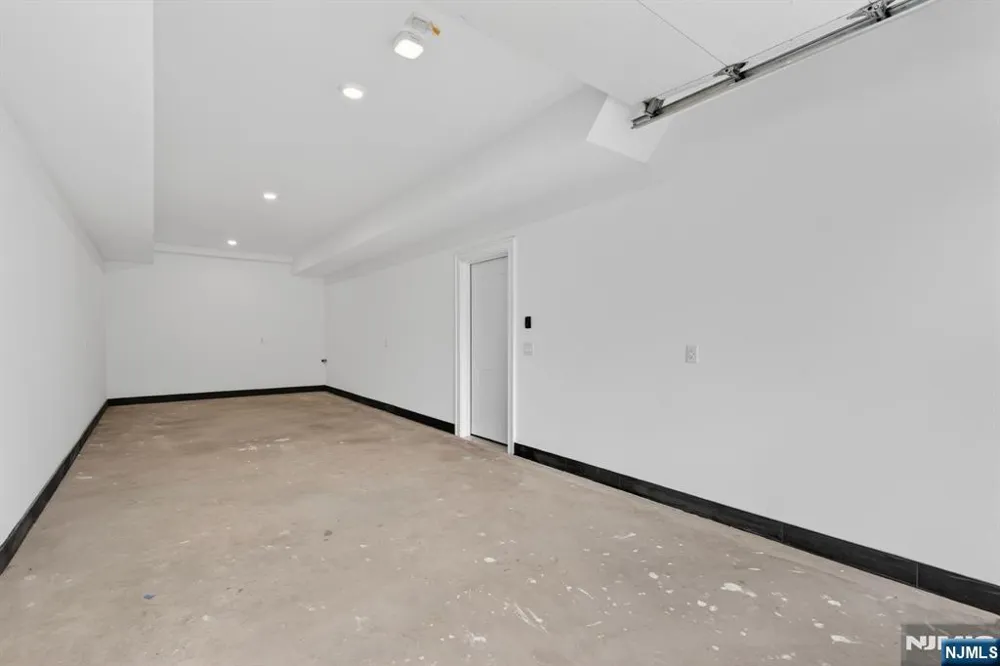 522 Valley Road 3 Clifton, NJ 07013