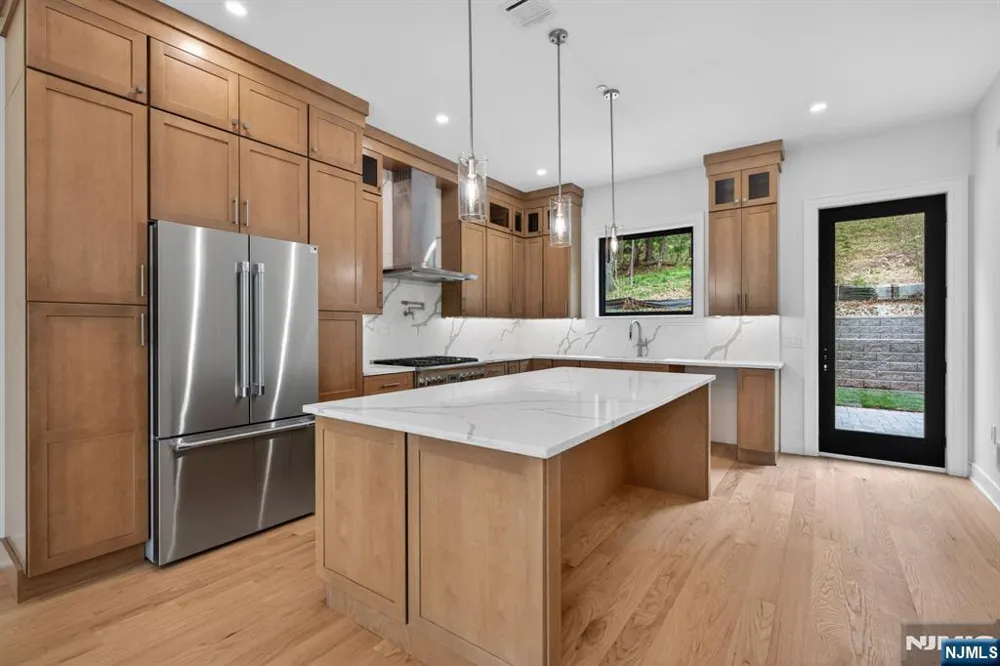 522 Valley Road 3 Clifton, NJ 07013