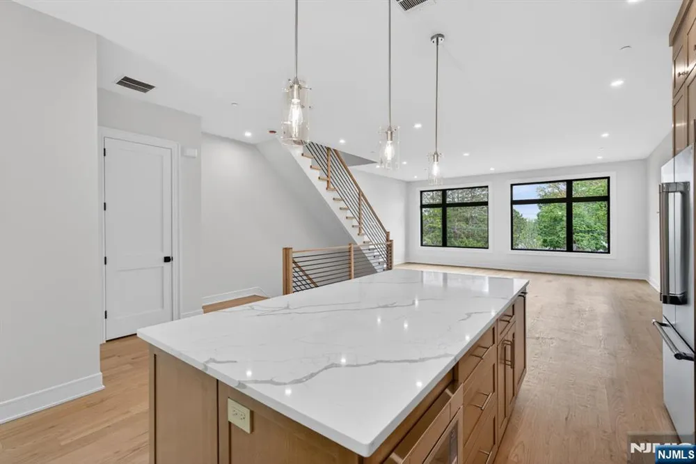 522 Valley Road 3 Clifton, NJ 07013