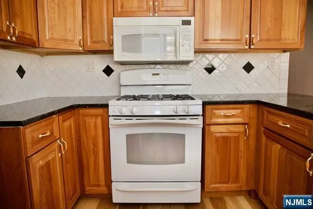 440 Palmer Avenue Teaneck, NJ 07666