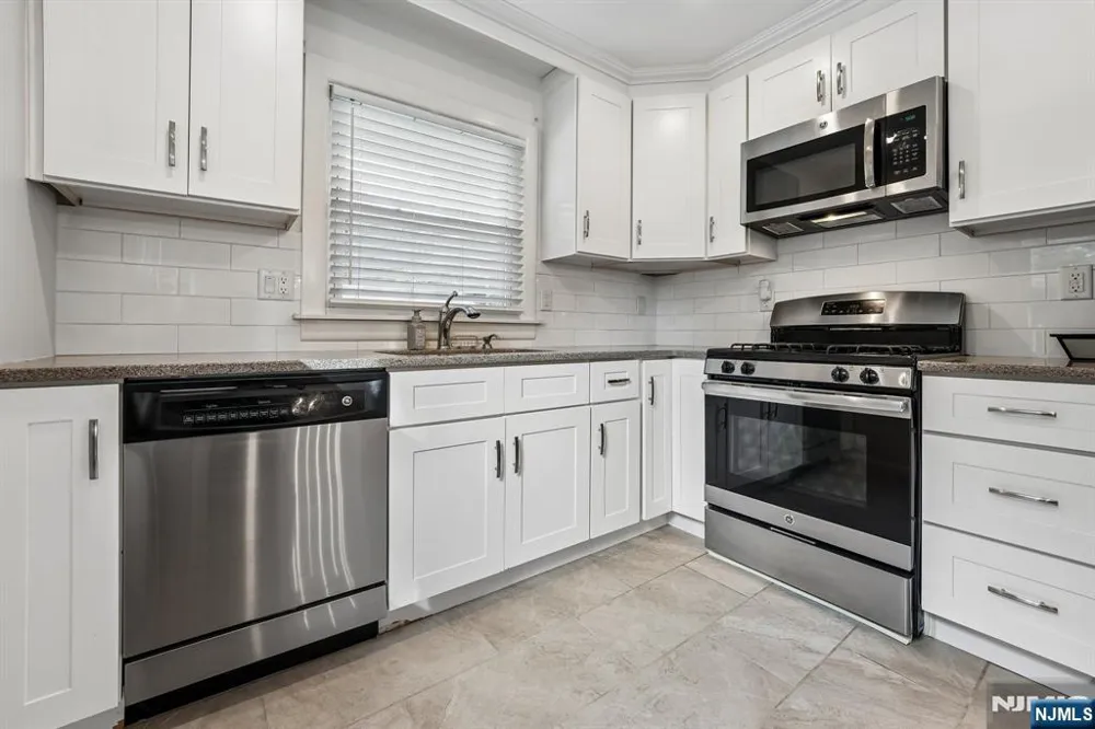 383 Closter Dock Road Closter, NJ 07624