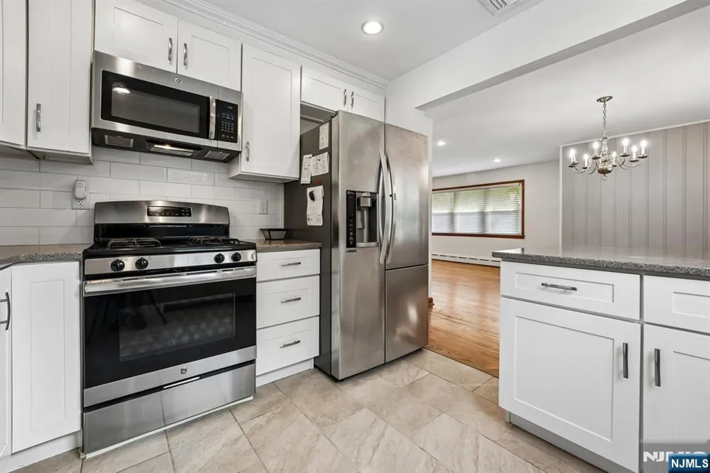 383 Closter Dock Road Closter, NJ 07624
