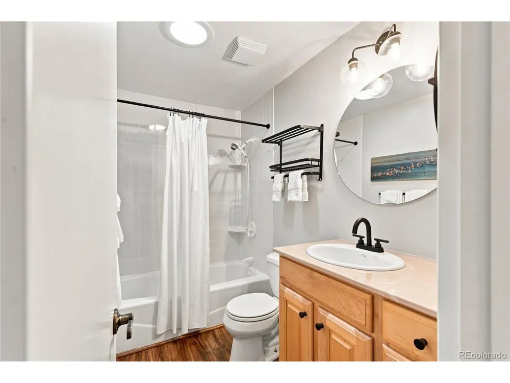 2893 S Oakland Circle E Aurora, CO 80014