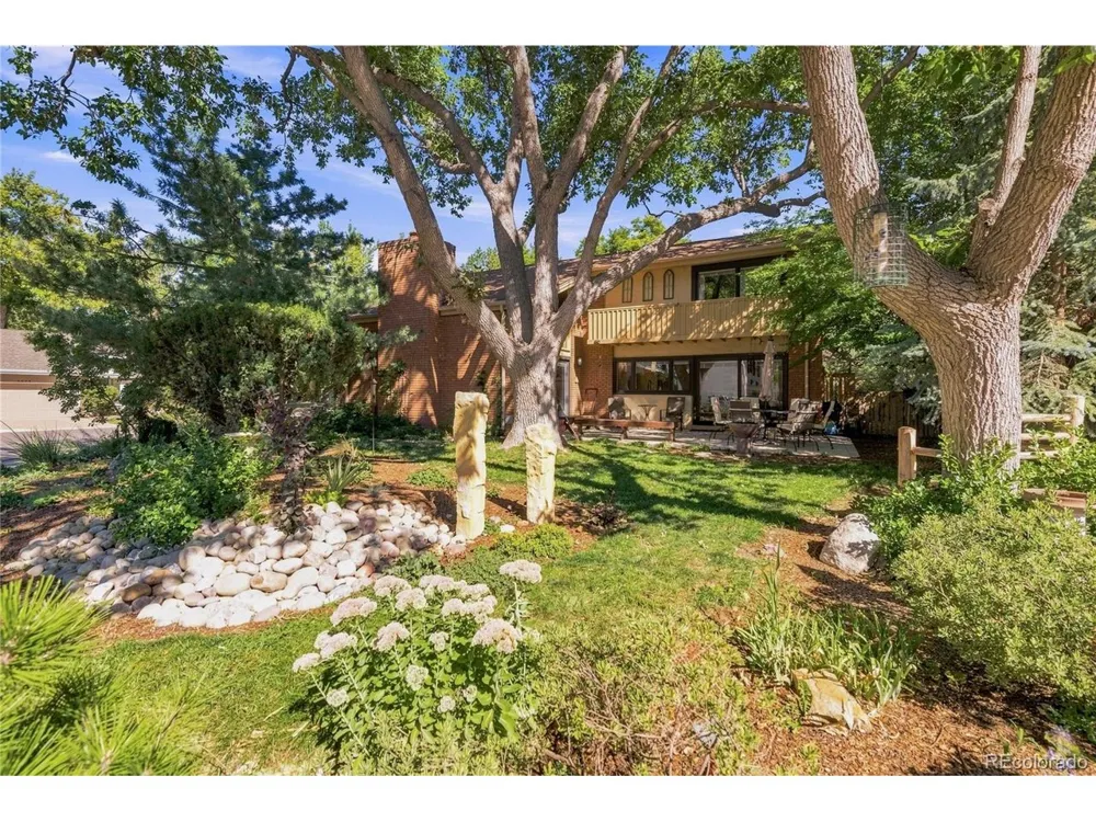2893 S Oakland Circle E Aurora, CO 80014