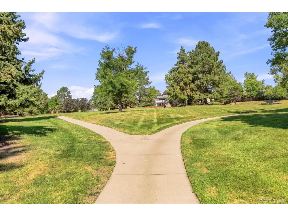 2893 S Oakland Circle E Aurora, CO 80014