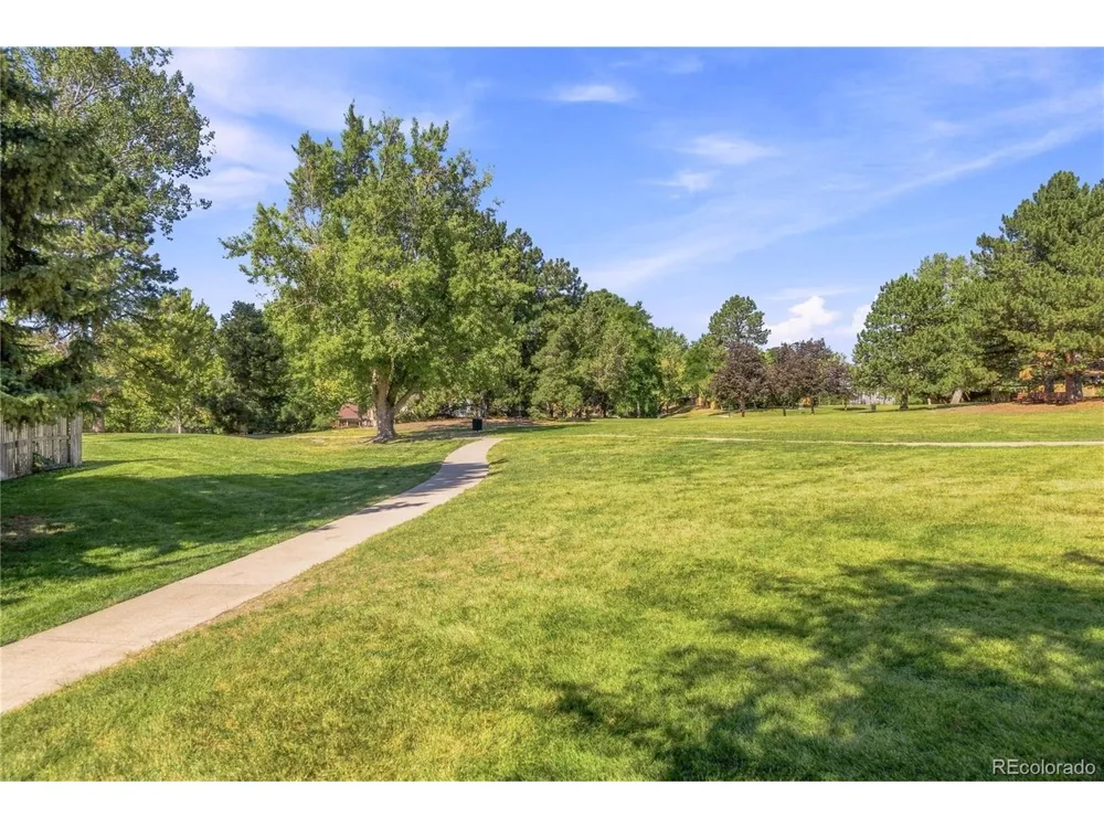 2893 S Oakland Circle E Aurora, CO 80014