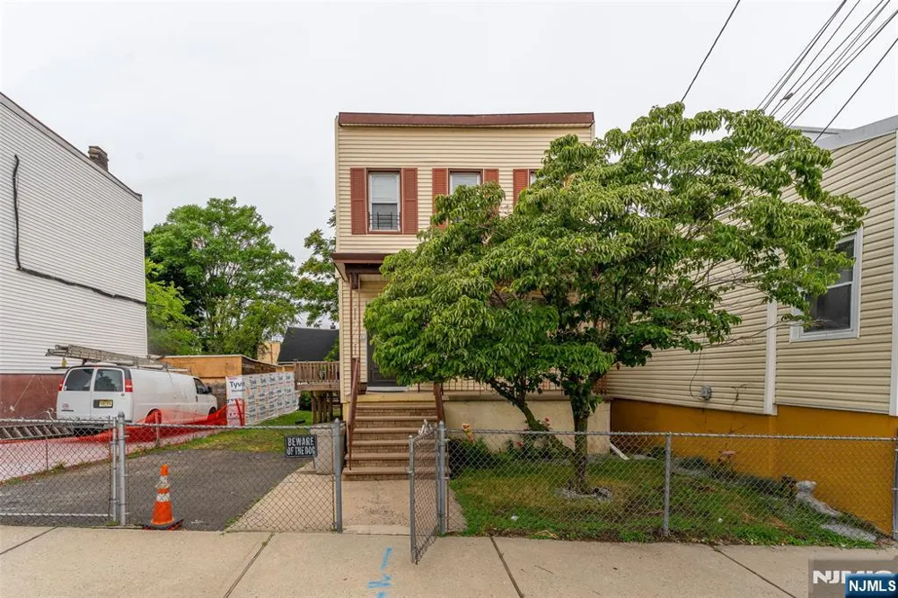 4317 Cottage Avenue North Bergen, NJ 07047