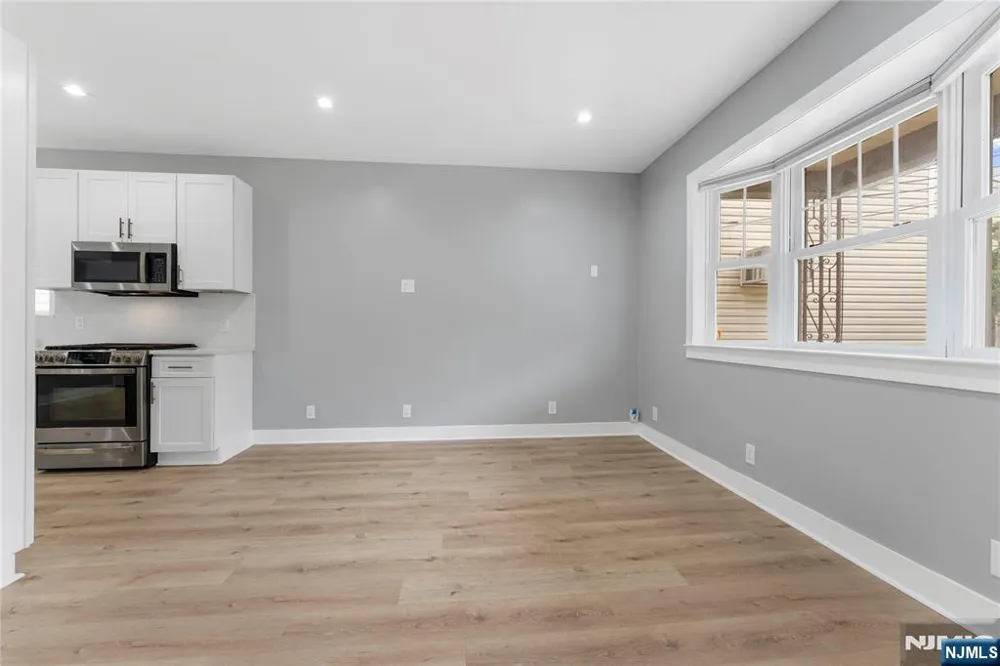 4317 Cottage Avenue North Bergen, NJ 07047