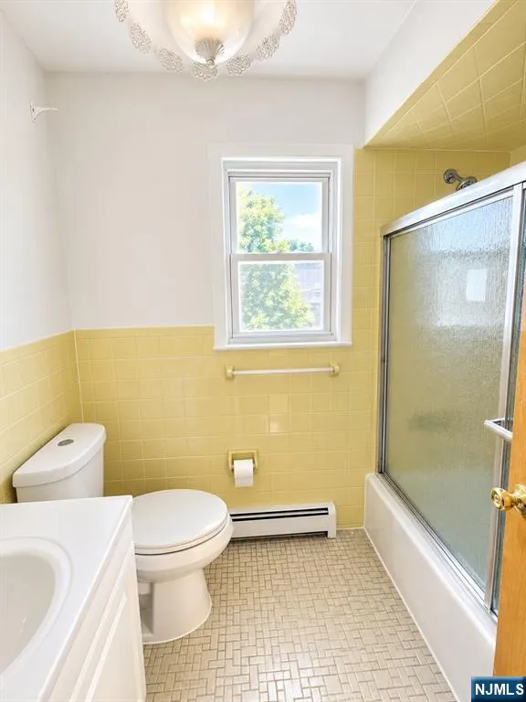 37 12th Street 2 Bayonne, NJ 07002