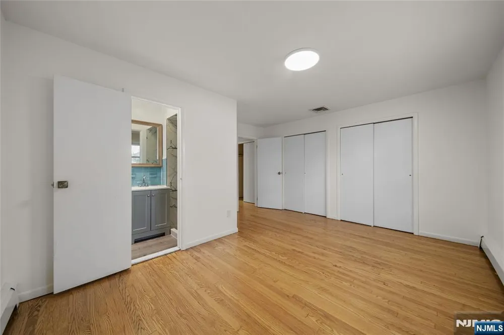 75 Liberty Place Palisades Park, NJ 07650