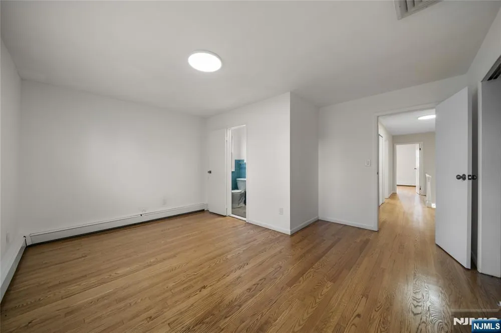 75 Liberty Place Palisades Park, NJ 07650