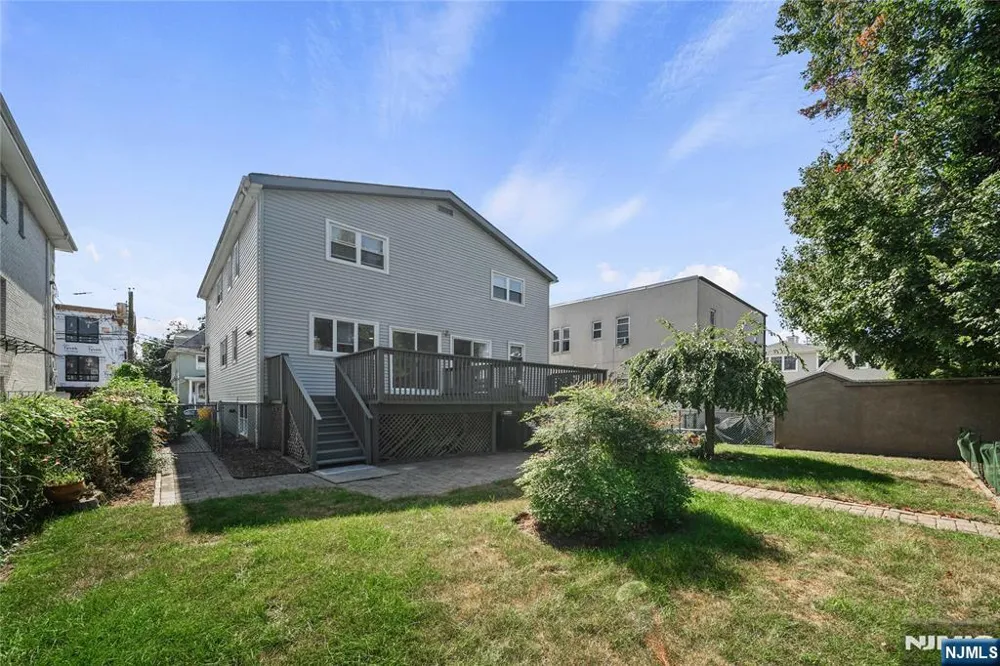 75 Liberty Place Palisades Park, NJ 07650