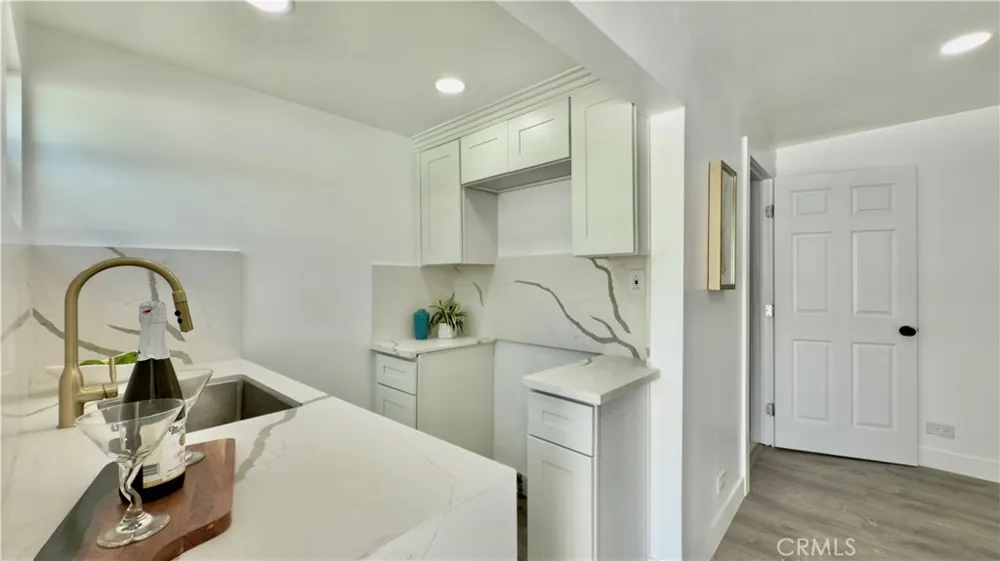 2340 N Thomas Los Angeles, CA 90031
