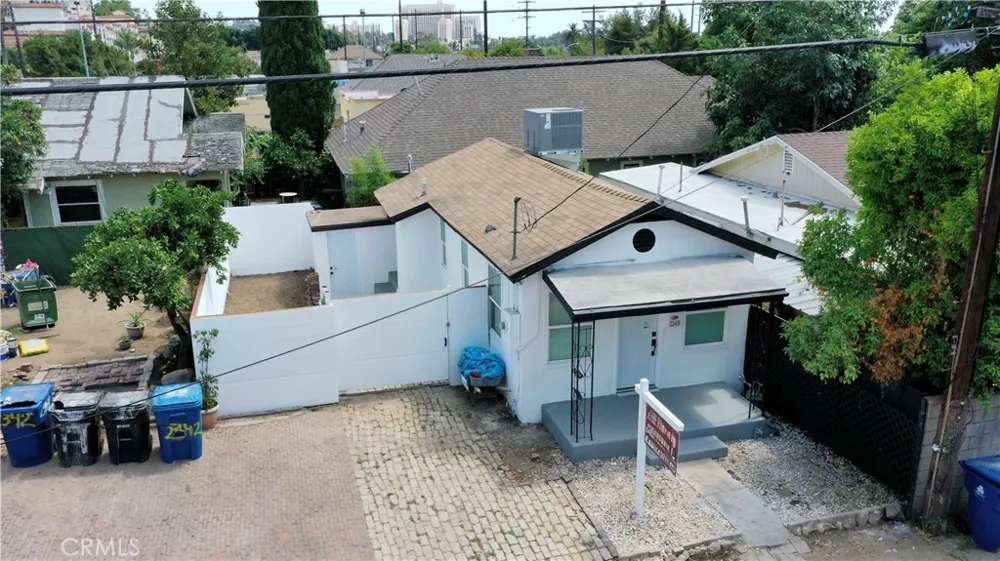 2340 N Thomas Los Angeles, CA 90031