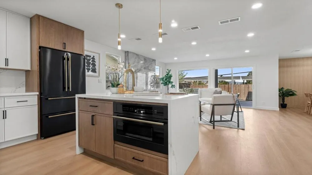 2048 Mayfield Avenue San Jose, CA 95130