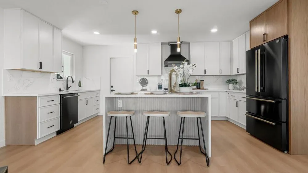 2048 Mayfield Avenue San Jose, CA 95130