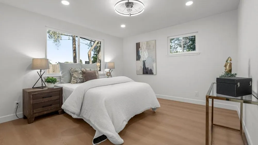 2048 Mayfield Avenue San Jose, CA 95130