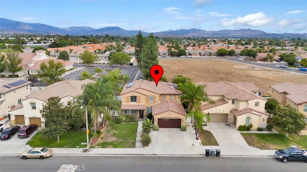 1110 Laurelhurst Heights San Jacinto, CA 92582