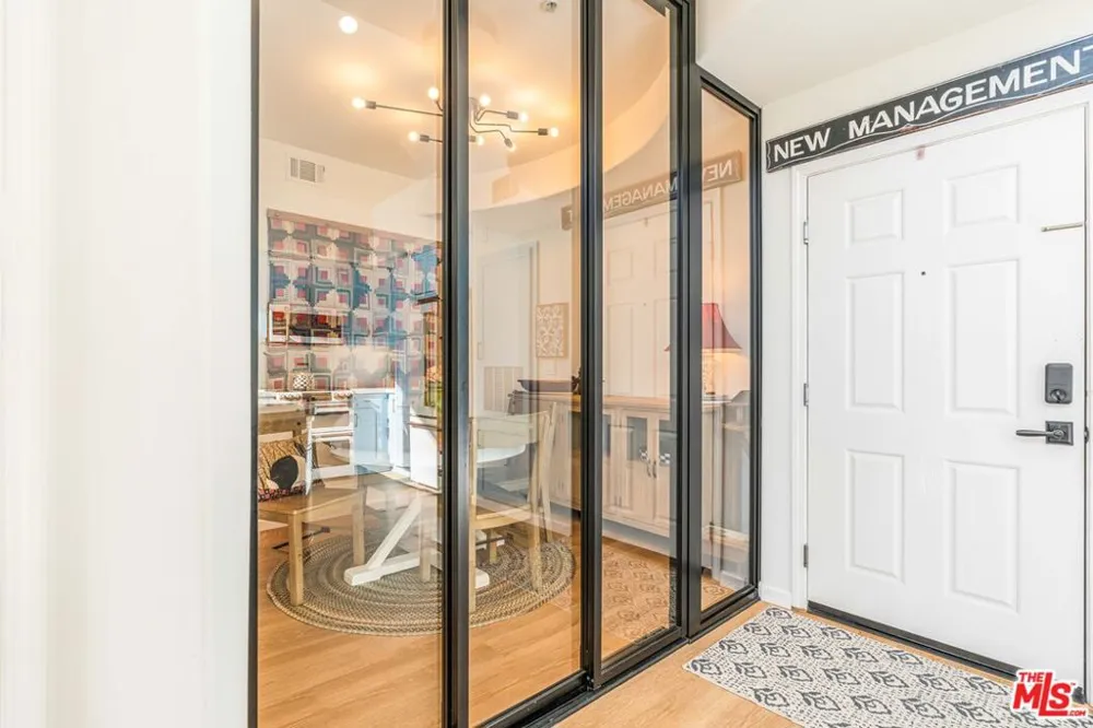 13044 Pacific Promenade #424 Playa Vista, CA 90094