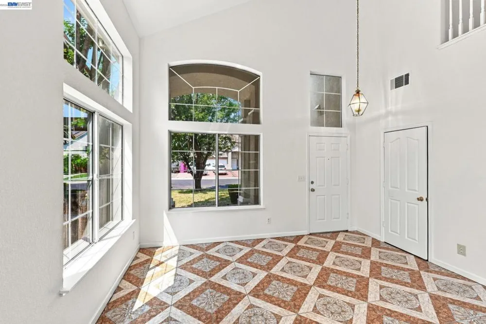 3276 Konig Ct Stockton, CA 95206