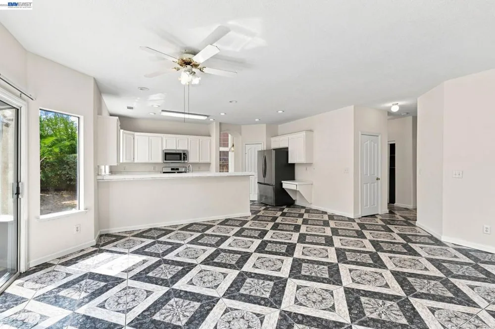 3276 Konig Ct Stockton, CA 95206