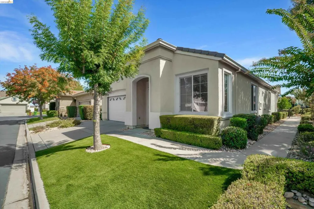 1852 Island Park Pl Brentwood, CA 94513