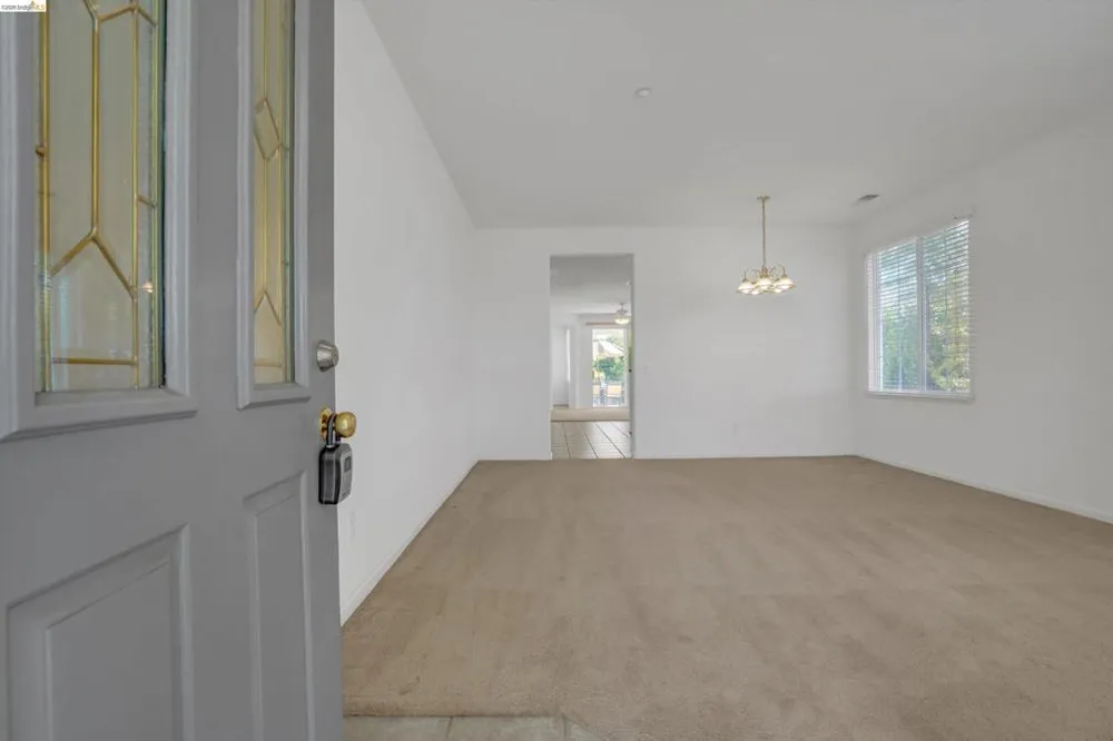 1852 Island Park Pl Brentwood, CA 94513