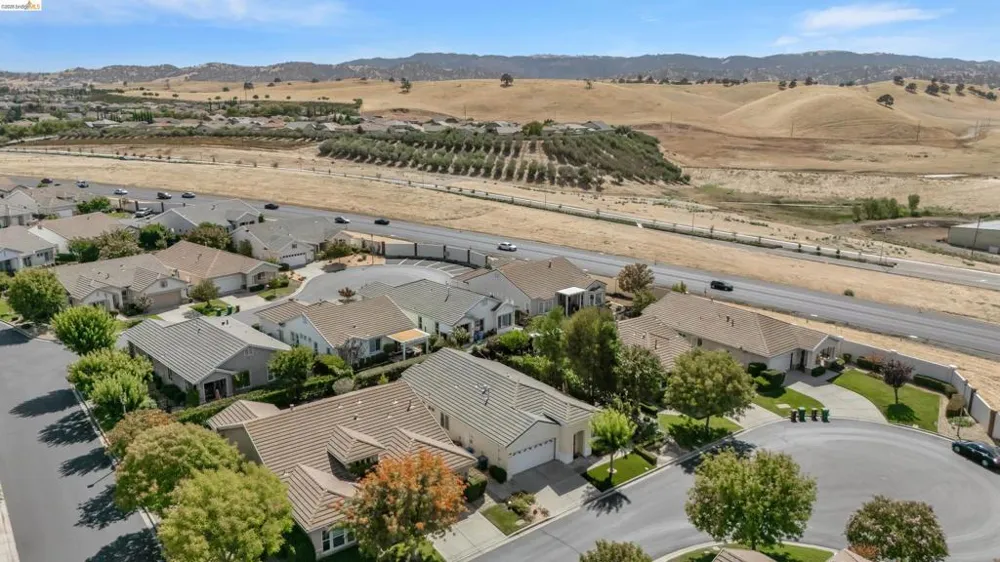 1852 Island Park Pl Brentwood, CA 94513