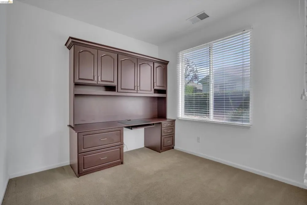 1852 Island Park Pl Brentwood, CA 94513