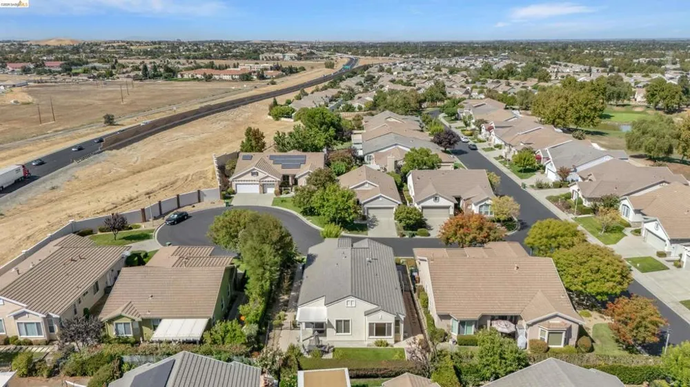 1852 Island Park Pl Brentwood, CA 94513