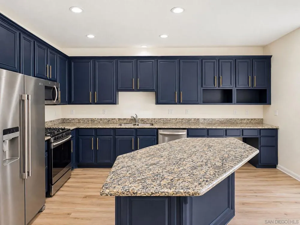 274 Vermont Court El Cajon, CA 92020