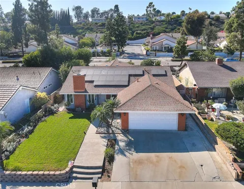 1537 Meadow Glen