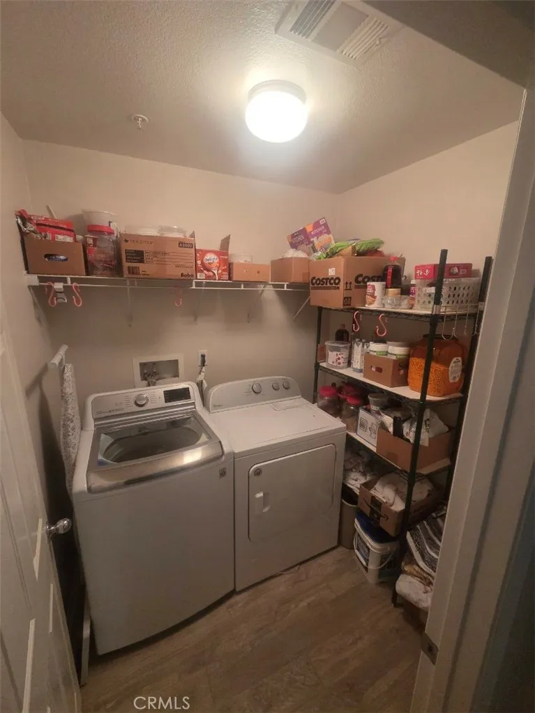 6853 Sunsight Jurupa Valley, CA 92509