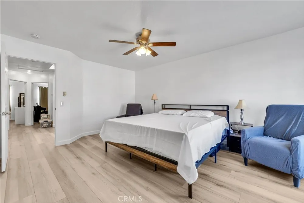 19555 E Cypress Street #P Covina, CA 91724
