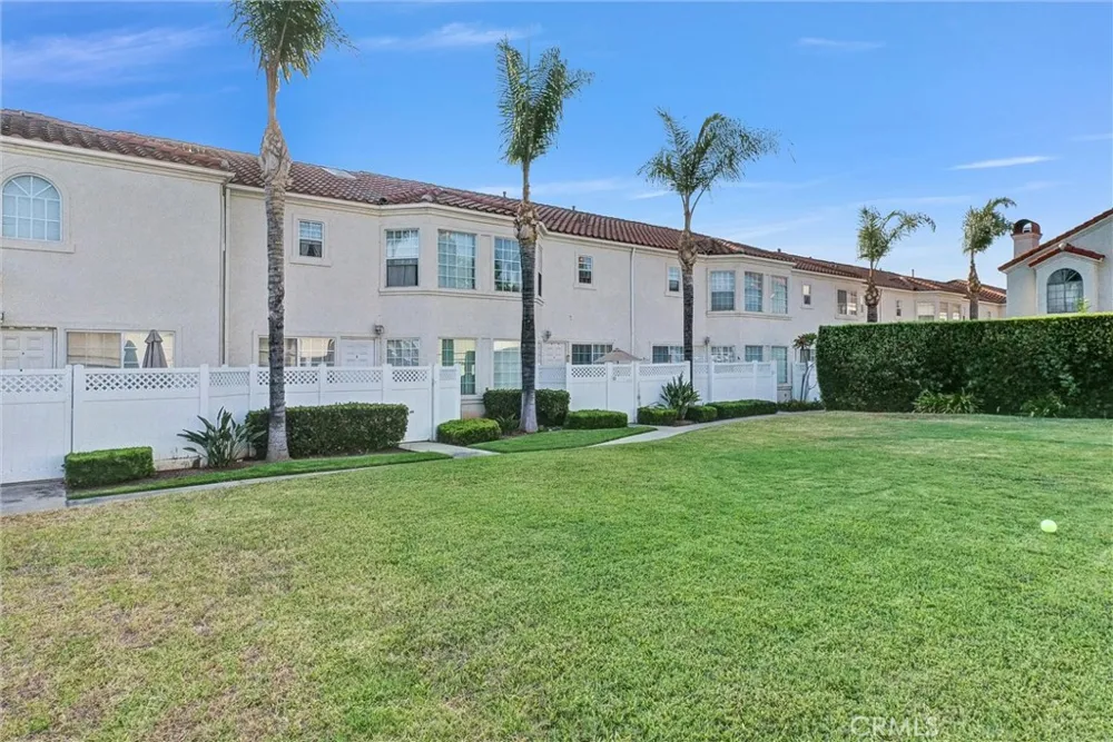 19555 E Cypress Street #P Covina, CA 91724